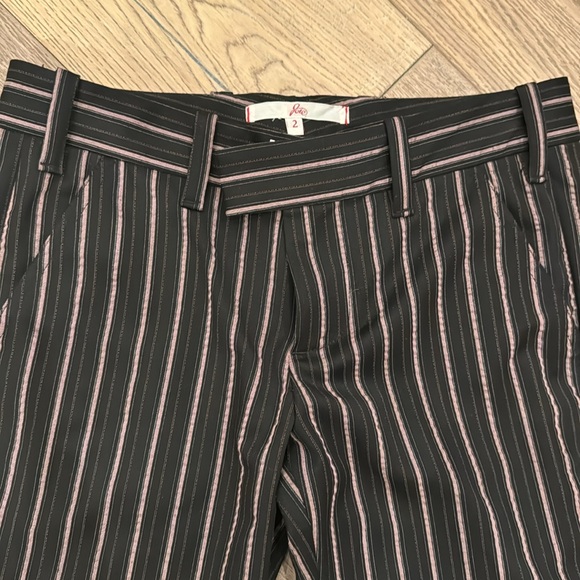 Very cute Joie wide bottom low cut pants worn twice - Picture 2 of 5